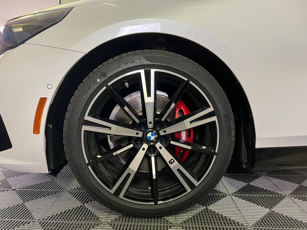 New 2026 BMW 530i xDrive w/ M Sport Package image 7