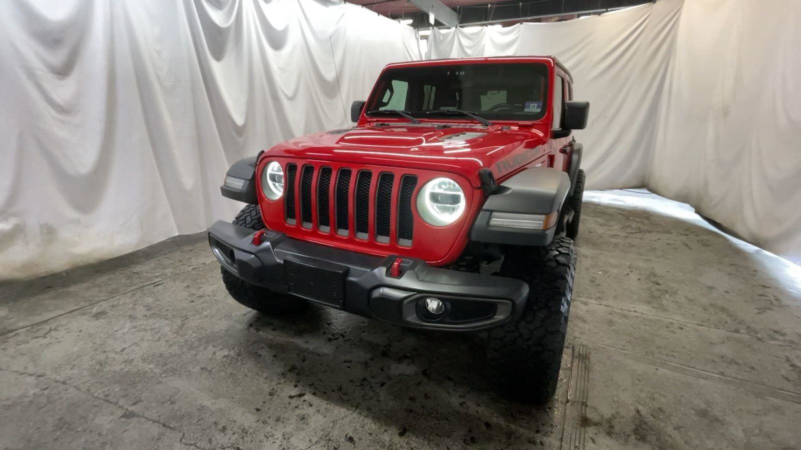 Used 2019 Jeep Wrangler Unlimited Rubicon w/ Dual Top Group AWD/4WD image 15