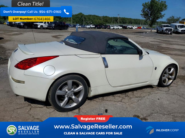 Used 2008 Nissan 350Z Touring RWD image 4