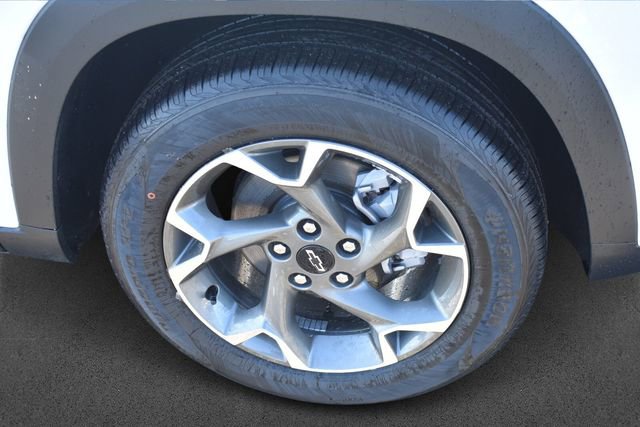 New 2026 Chevrolet Trax LT w/ Driver Confidence Package image 12