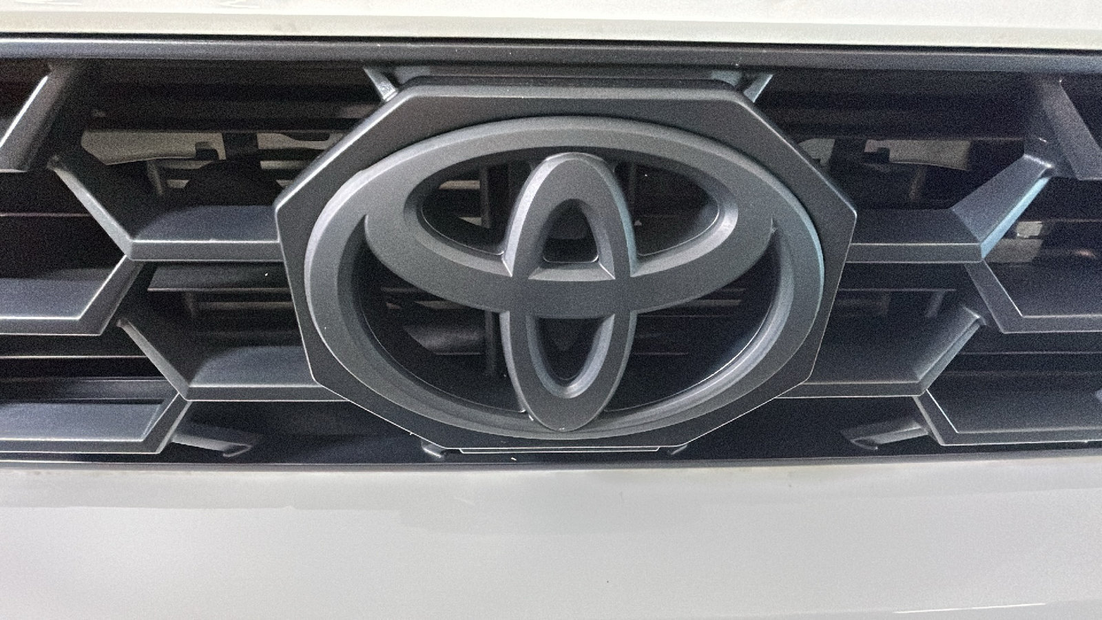 Used 2025 Toyota 4Runner TRD Off-Road Premium w/ Tow Technology Package AWD/4WD image 10