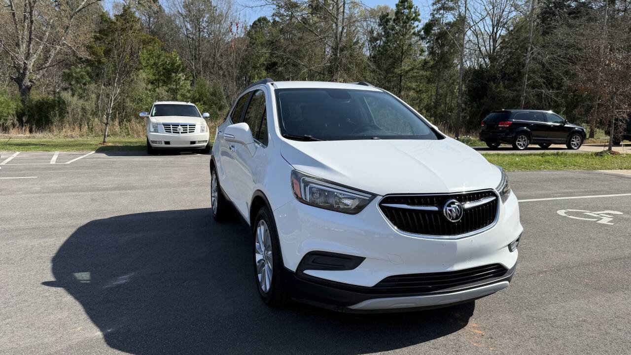 Used 2017 Buick Encore Preferred image 1