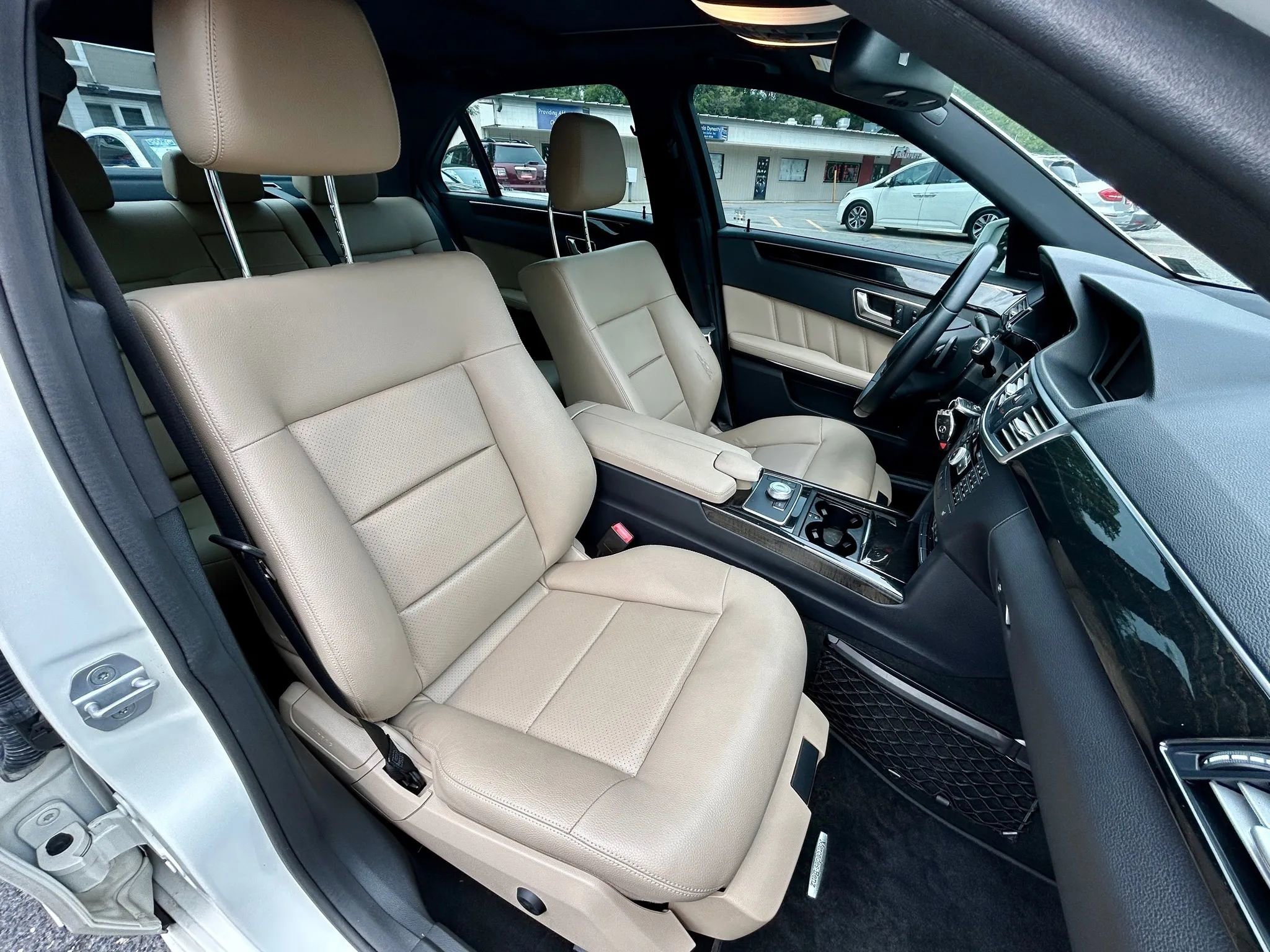 Used 2012 Mercedes-Benz E 350 BlueTEC Sedan image 17