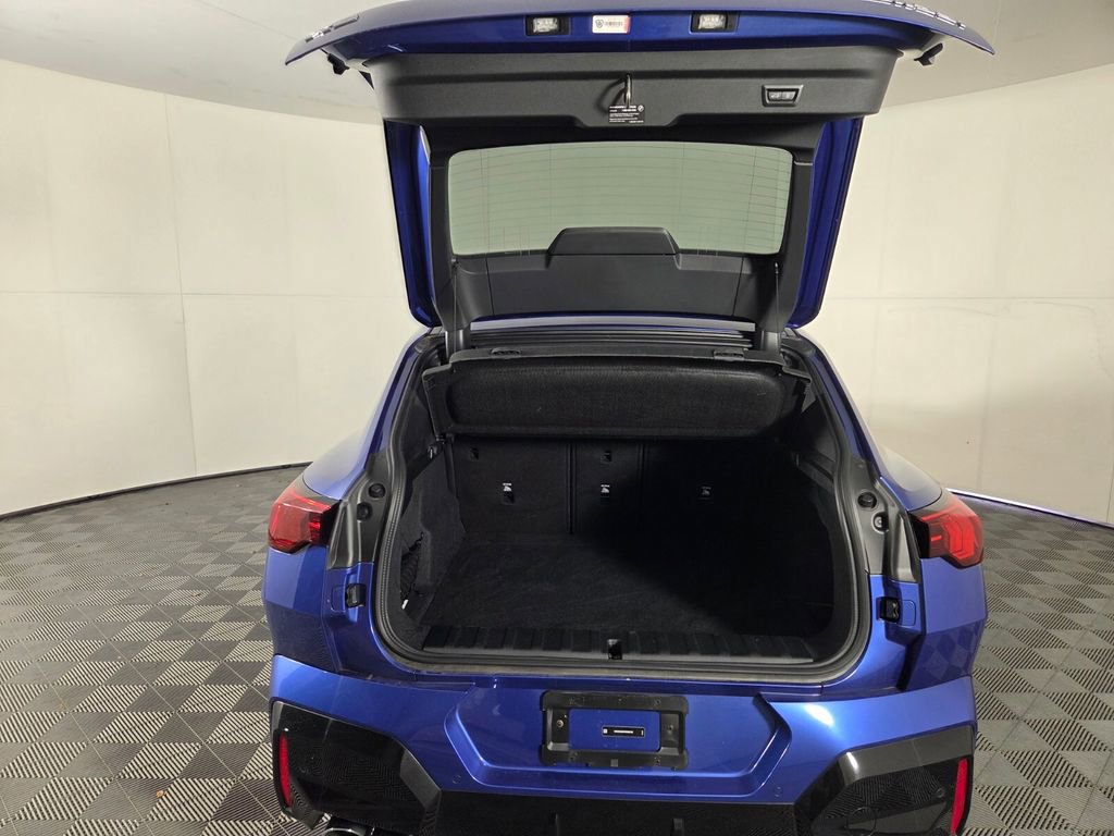 Used 2025 BMW X2 M35i image 30