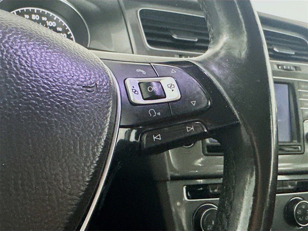 Used 2017 Volkswagen Golf Alltrack SE image 25