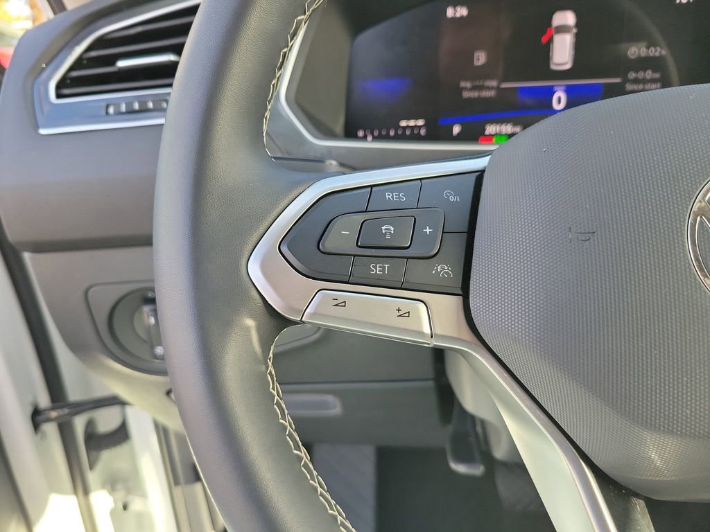 Used 2024 Volkswagen Tiguan S image 19