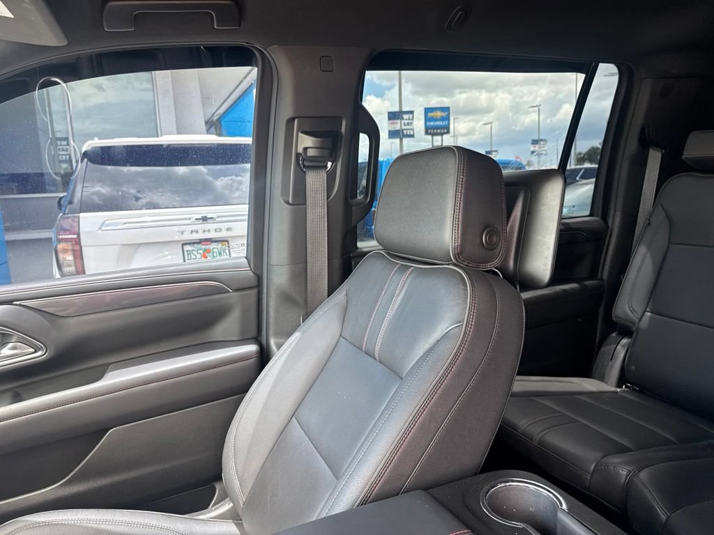Used 2023 Chevrolet Suburban RST w/ Luxury Package AWD/4WD image 18