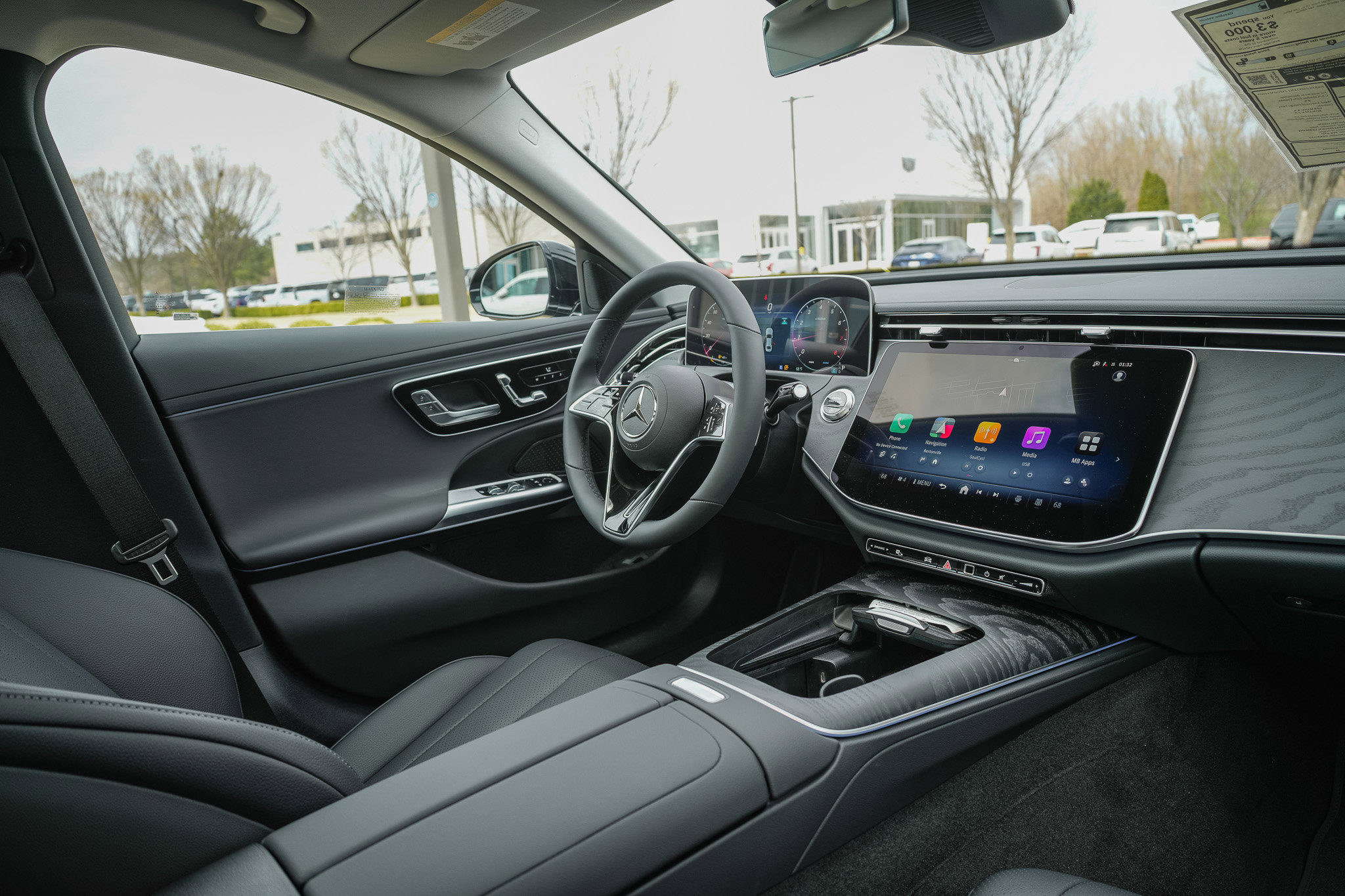 New 2026 Mercedes-Benz E 350 4MATIC Sedan image 18