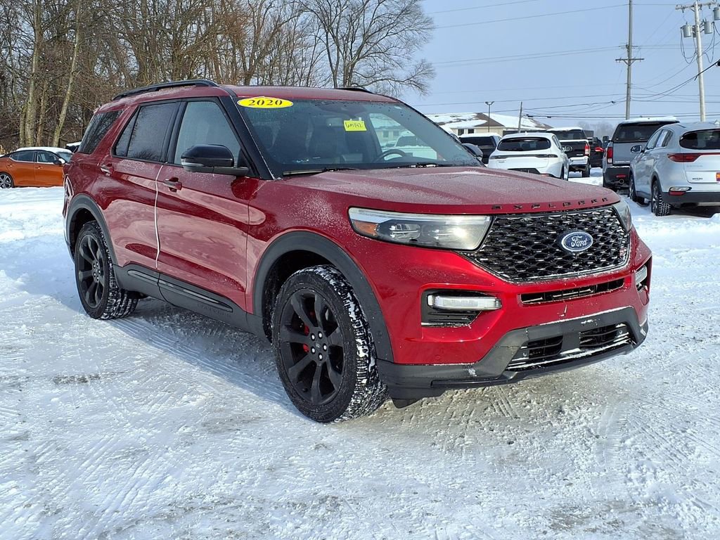 Used 2020 Ford Explorer ST w/ ST Street Pack image 2
