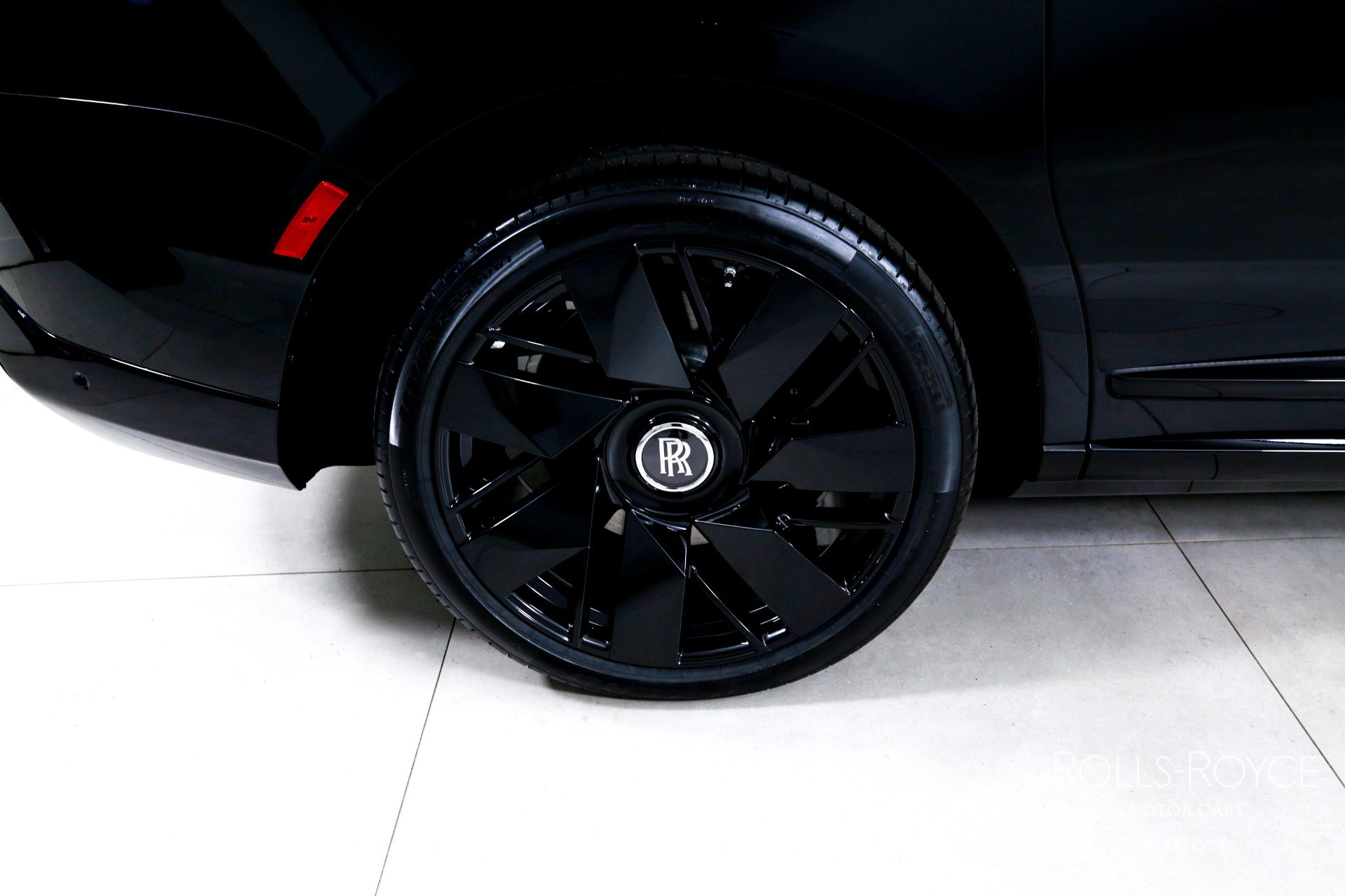 Used 2026 Rolls-Royce Cullinan image 34