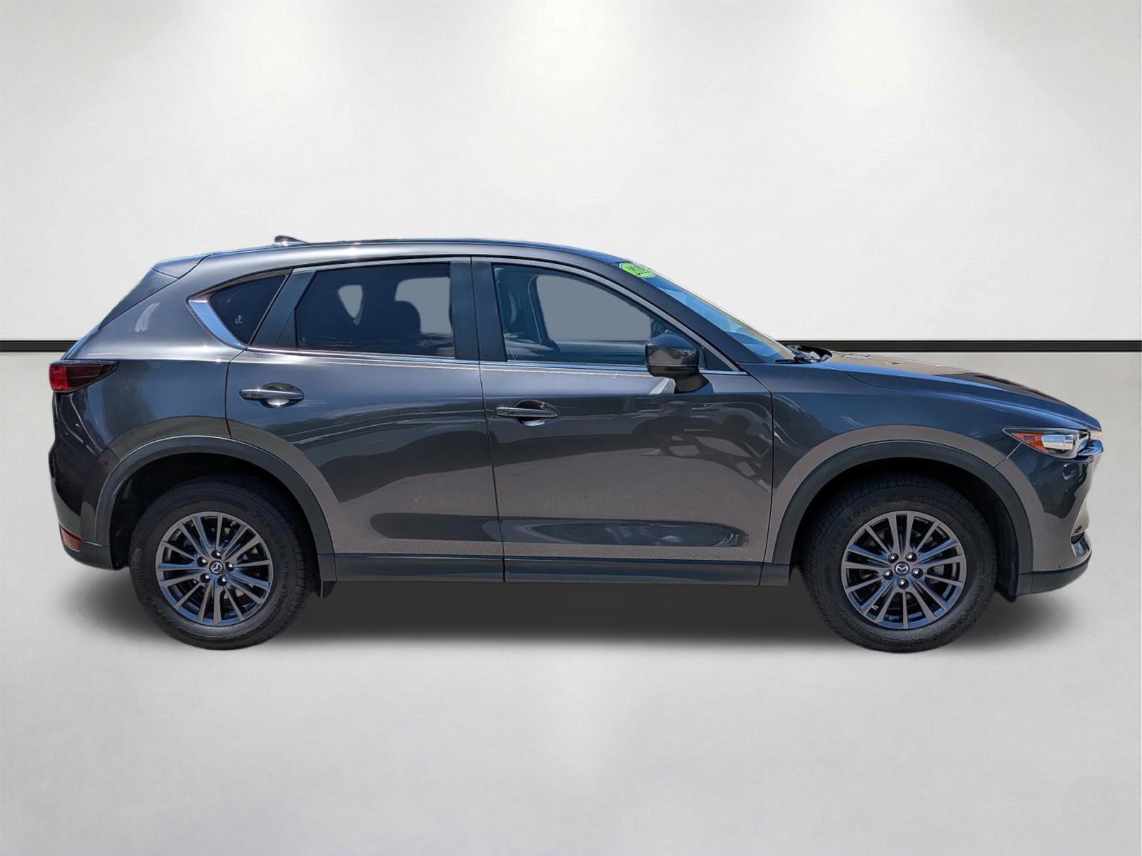 Used 2019 MAZDA CX-5 Touring FWD image 3