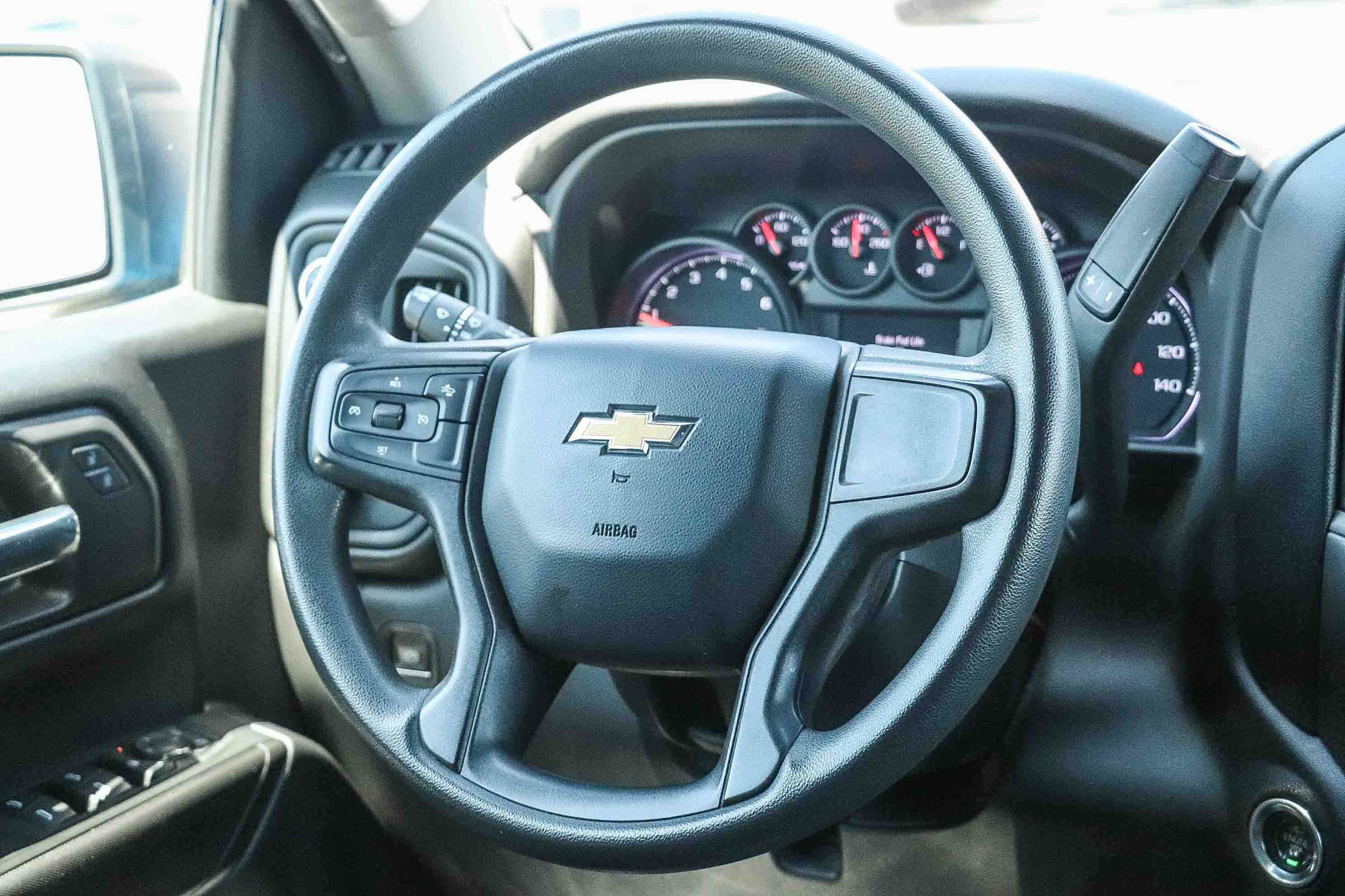 Used 2023 Chevrolet Silverado 1500 Custom AWD/4WD image 16