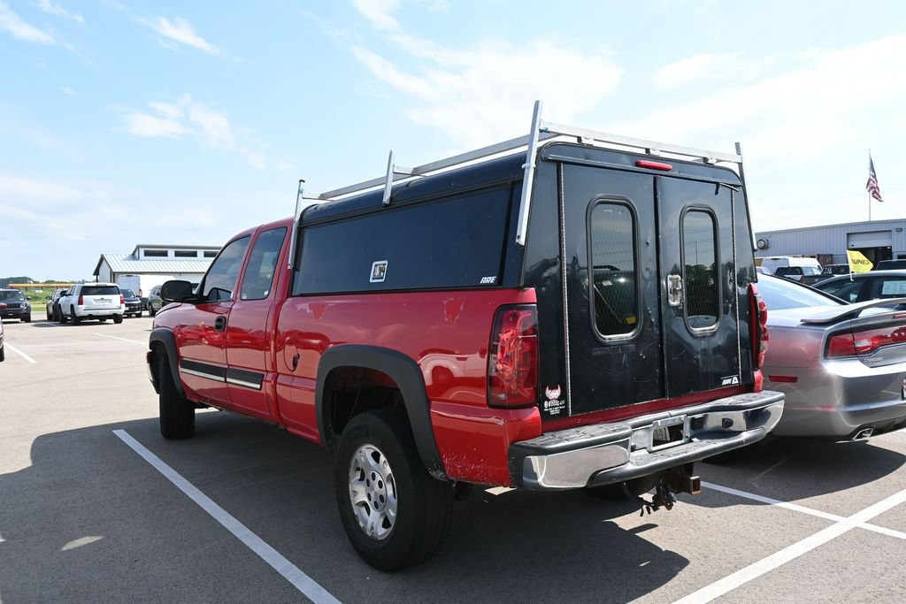 Used 2006 Chevrolet Silverado 1500 LT w/ Light Duty Power Package AWD/4WD image 7
