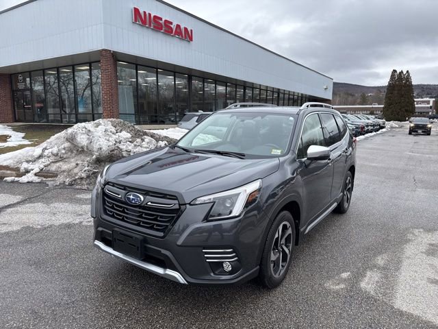 Used 2024 Subaru Forester Touring image 3