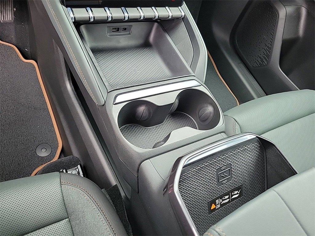 New 2026 GMC Terrain AT4 image 27