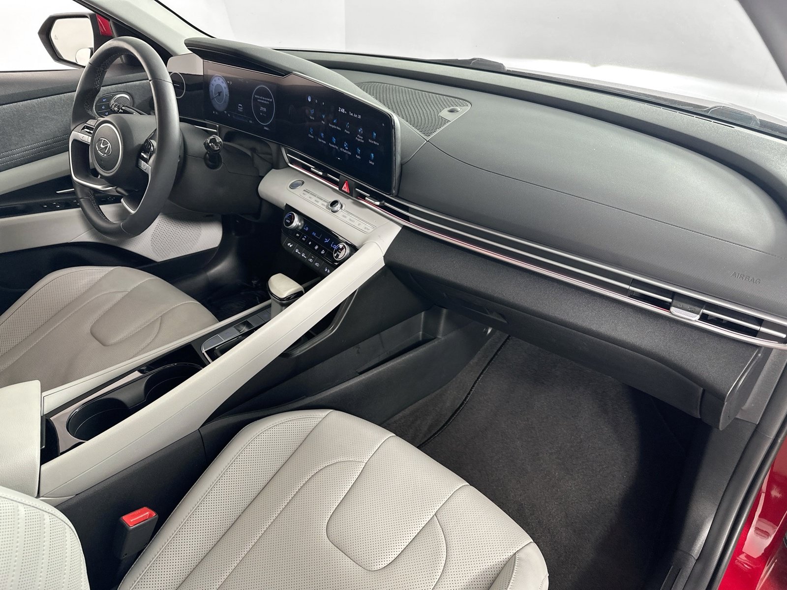 Used 2023 Hyundai Elantra Limited FWD image 30