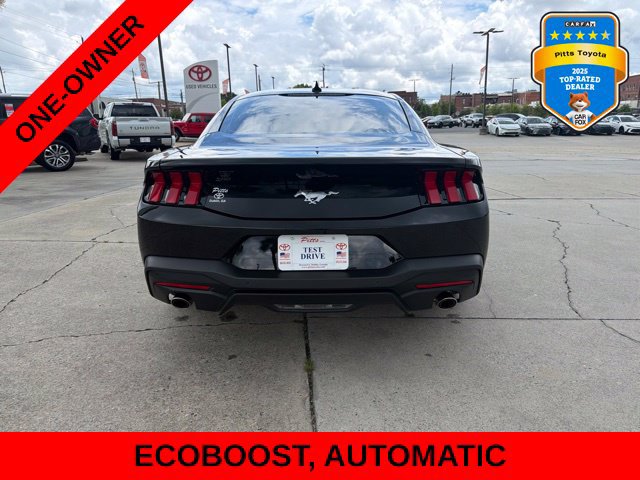 Used 2026 Ford Mustang Coupe RWD image 6