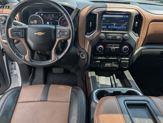 Used 2021 Chevrolet Silverado 1500 High Country w/ Technology Package AWD/4WD image 25