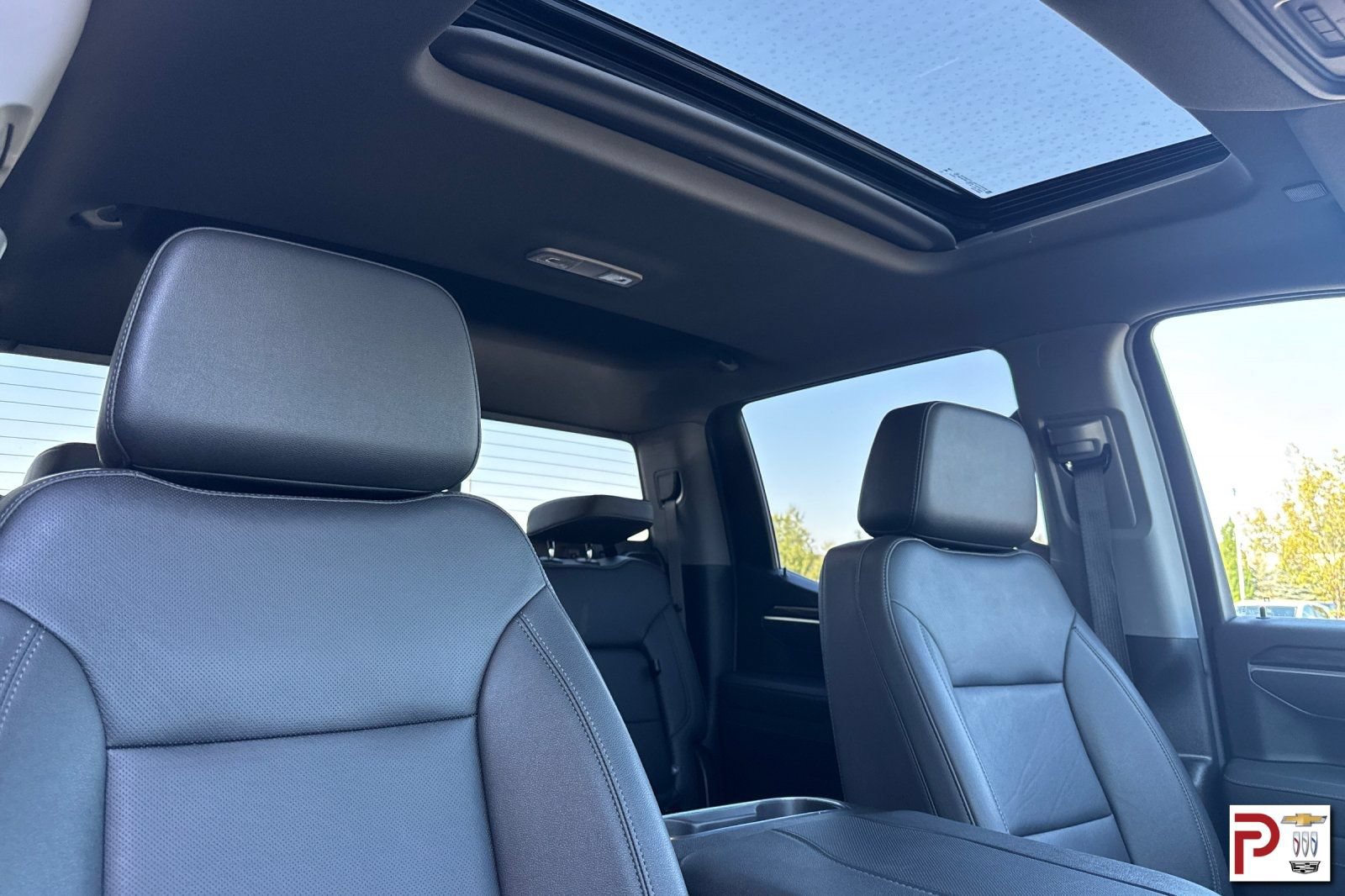 Certified 2025 Chevrolet Silverado 1500 LTZ AWD/4WD image 18