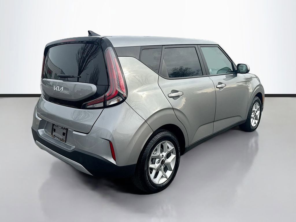 Used 2023 Kia Soul LX w/ Option Group 015 image 7