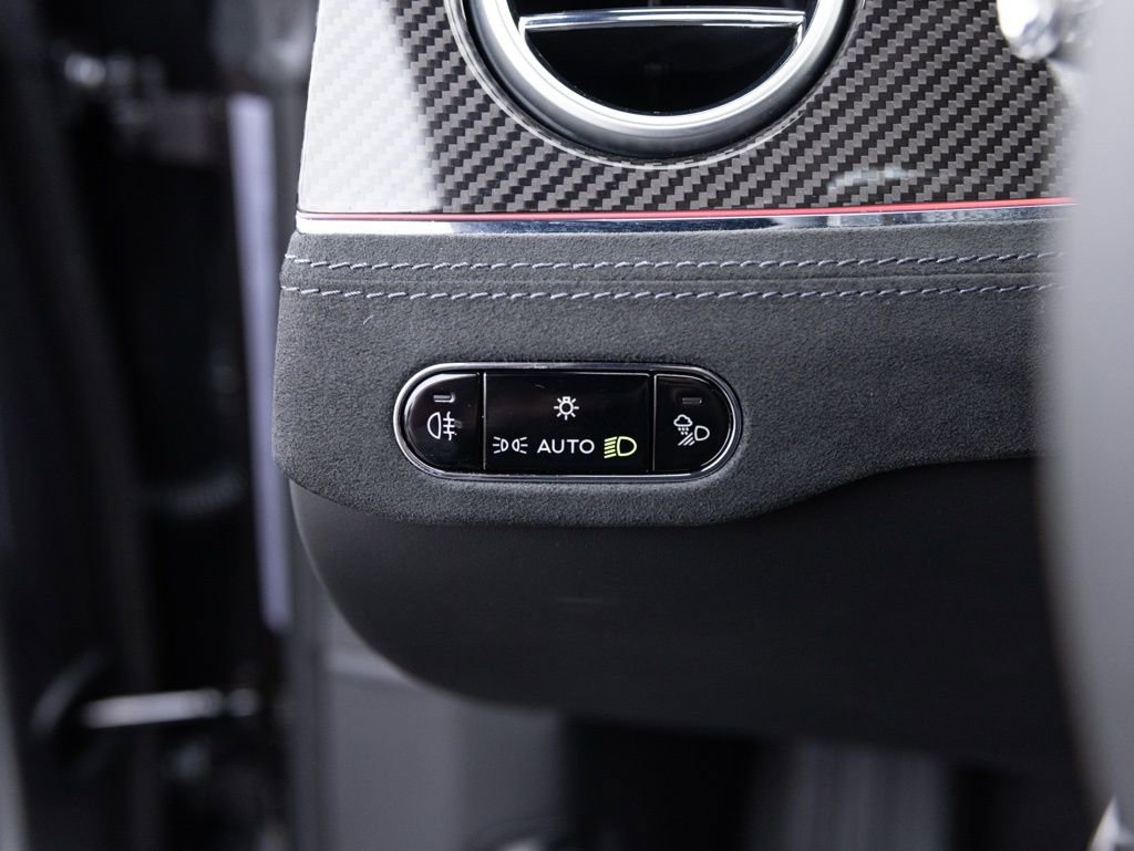 Used 2025 Bentley Continental GT Speed image 32