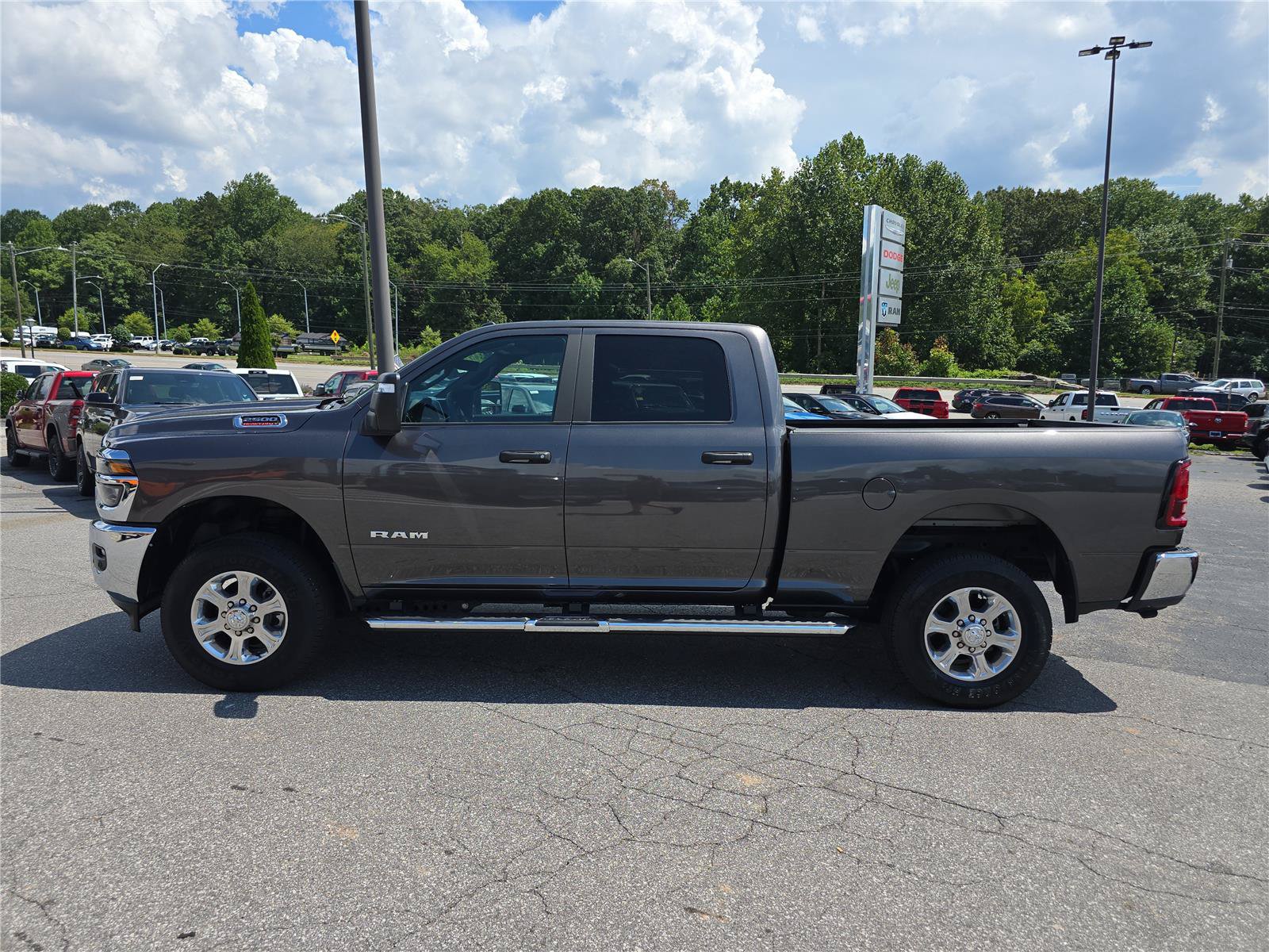 Used 2026 RAM 2500 Big Horn AWD/4WD image 6