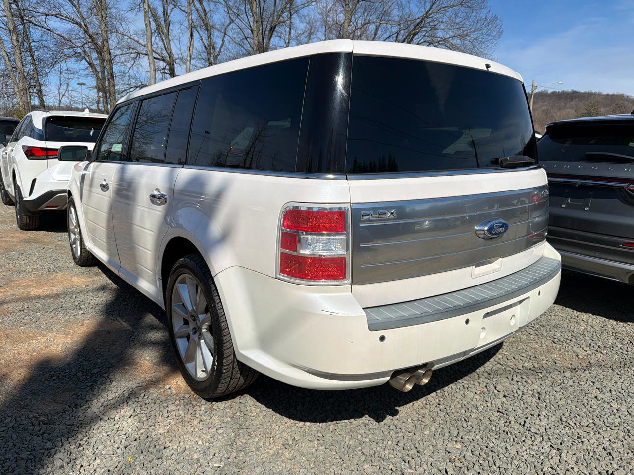 Used 2011 Ford Flex Limited w/ Rapid Spec Order Code image 13