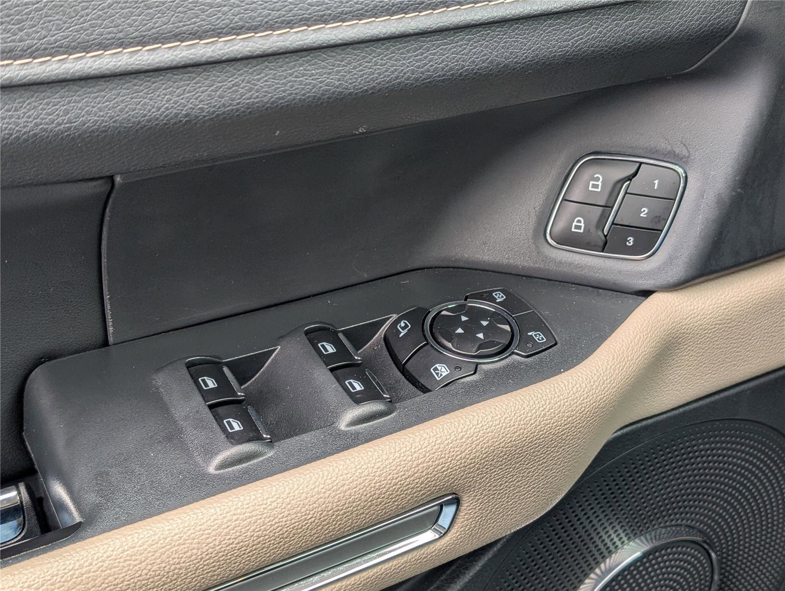 Used 2024 Ford Expedition Max Limited image 20