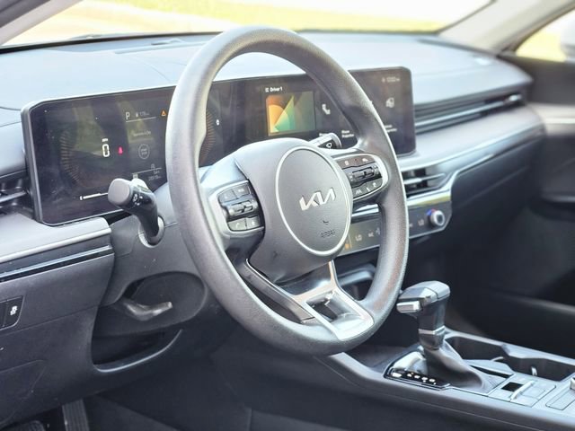 Used 2025 Kia K5 LXS image 12
