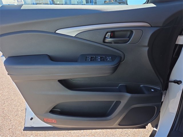 New 2026 Honda Ridgeline Sport image 9