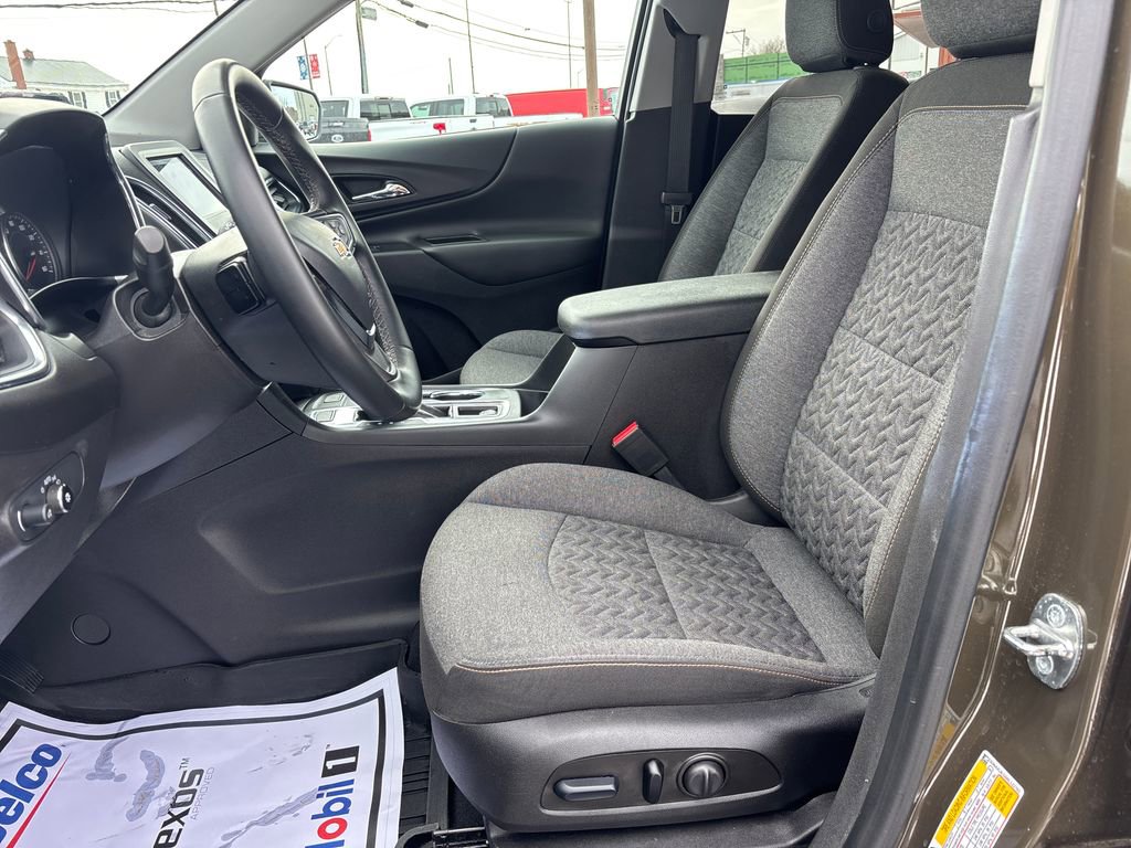 Used 2024 Chevrolet Equinox LT w/ LPO, Floor Liner Package image 28