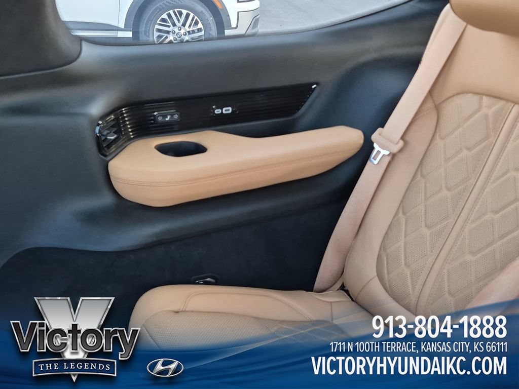 Used 2022 Jeep Grand Wagoneer Series III w/ Rear Seat Video Group 1 AWD/4WD image 35