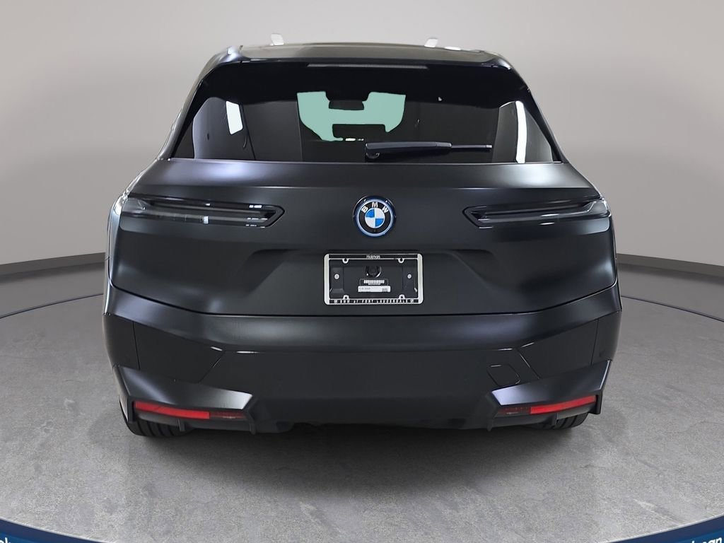 Certified 2023 BMW iX xDrive50 w/ Sport Package AWD/4WD image 8
