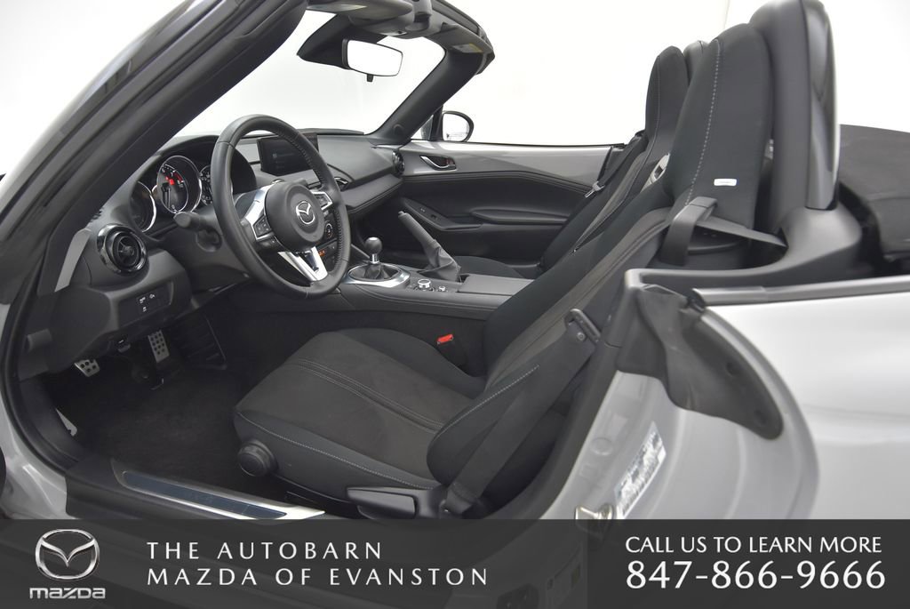Certified 2024 MAZDA MX-5 Miata Club w/ Appearance Package image 21