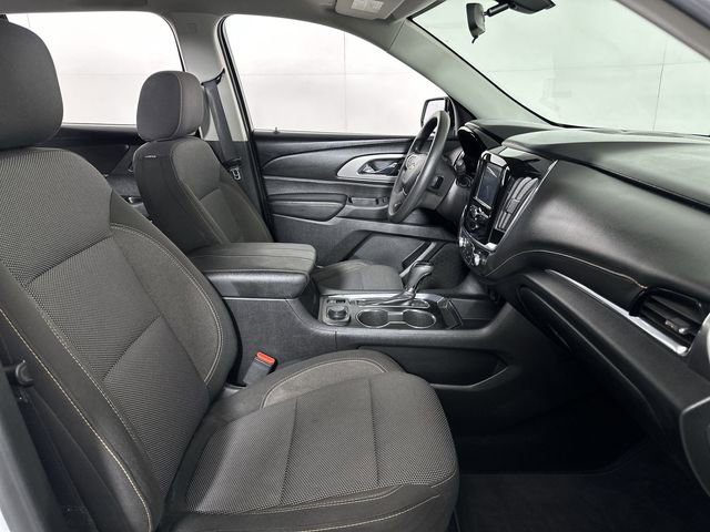 Used 2018 Chevrolet Traverse LS w/ LPO, Cargo Package FWD image 29