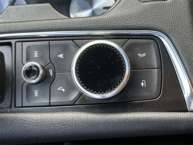 Used 2023 Cadillac XT5 Premium Luxury image 29