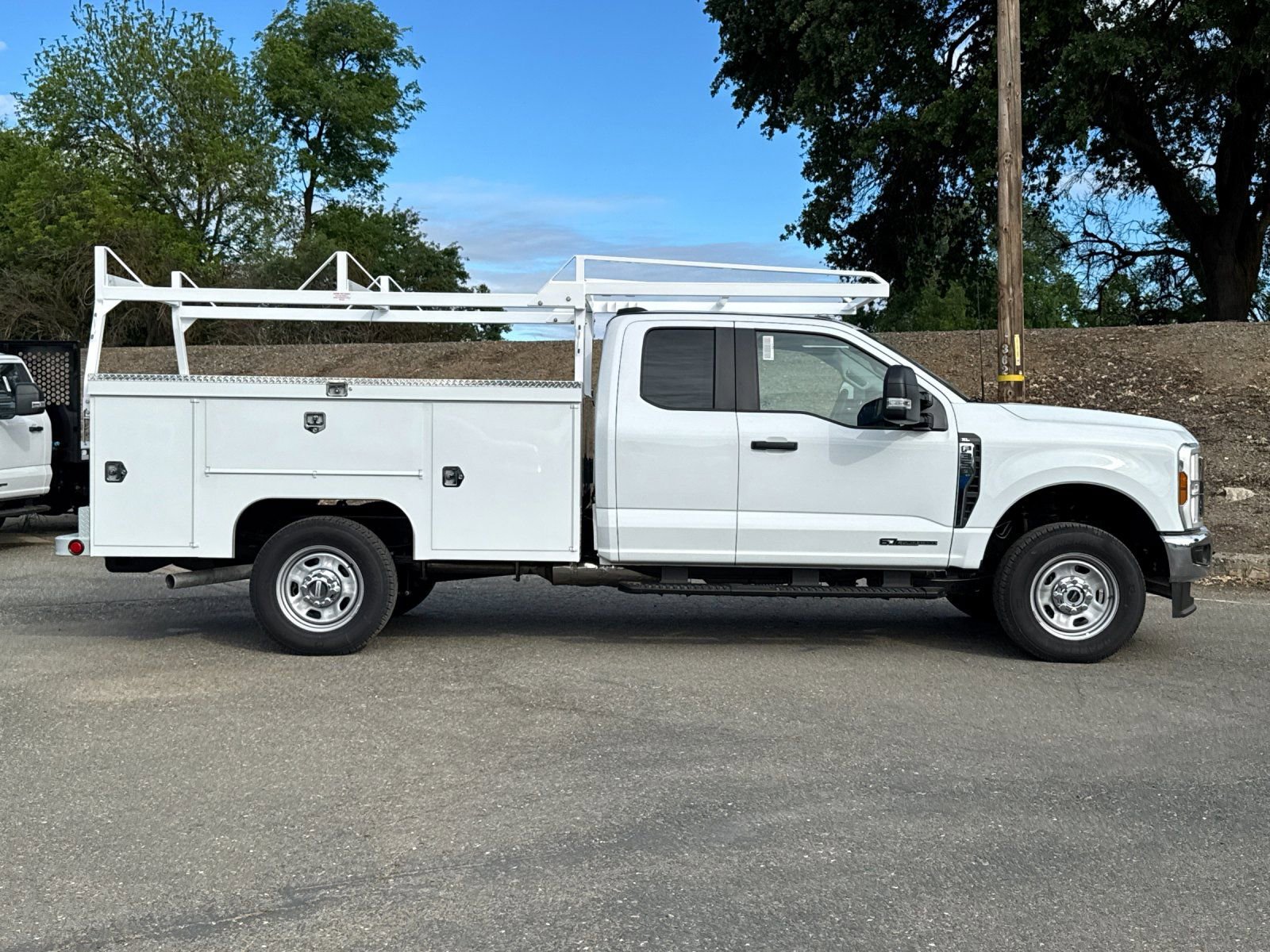 New 2026 Ford F350 XL w/ XL Chrome Package image 2