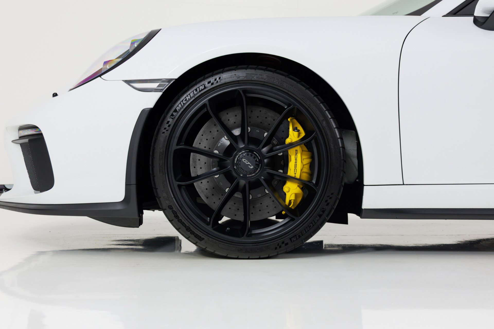 Used 2018 Porsche 911 GT3 RWD image 10