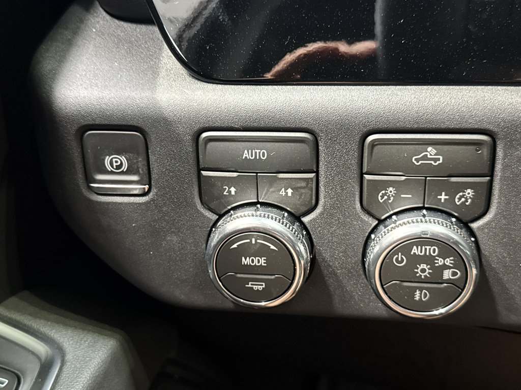 New 2026 GMC Sierra 1500 Elevation w/ Preferred Package AWD/4WD image 35