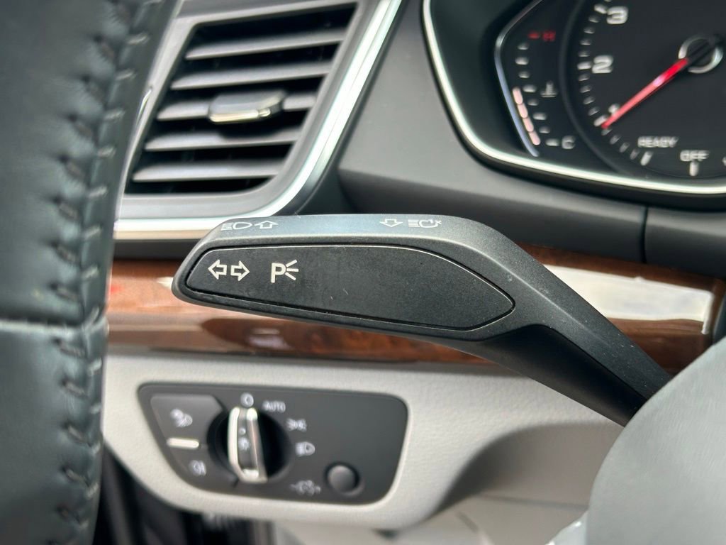 Used 2020 Audi Q5 2.0T Premium image 31