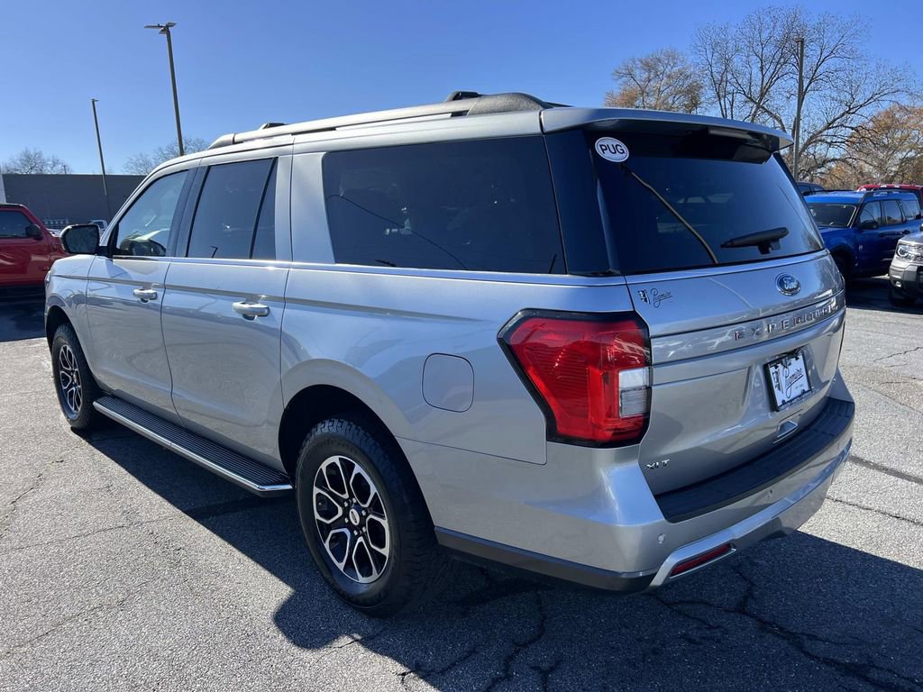 Used 2022 Ford Expedition Max XLT image 5