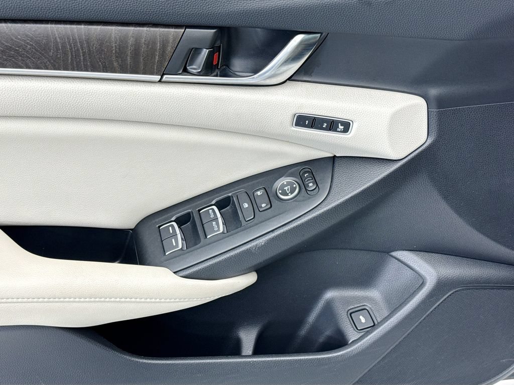 Used 2022 Honda Accord EX-L image 21