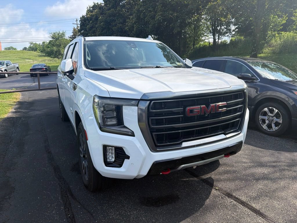 Used 2021 GMC Yukon XL AT4 w/ AT4 Premium Package AWD/4WD image 1