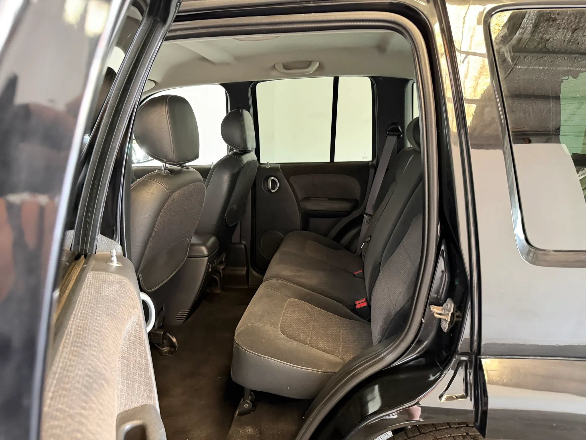 Used 2002 Jeep Liberty Limited AWD/4WD image 28