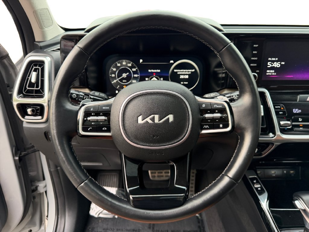 Certified 2023 Kia Sorento SX Prestige AWD/4WD image 18