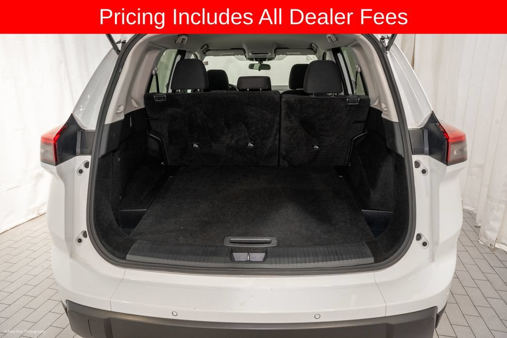 Used 2024 Nissan Rogue S FWD image 5
