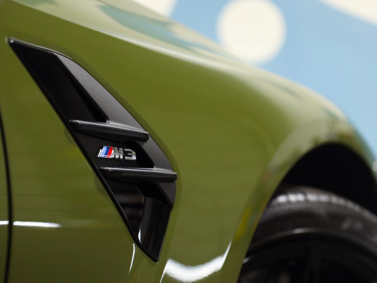 Used 2025 BMW M3 RWD image 43