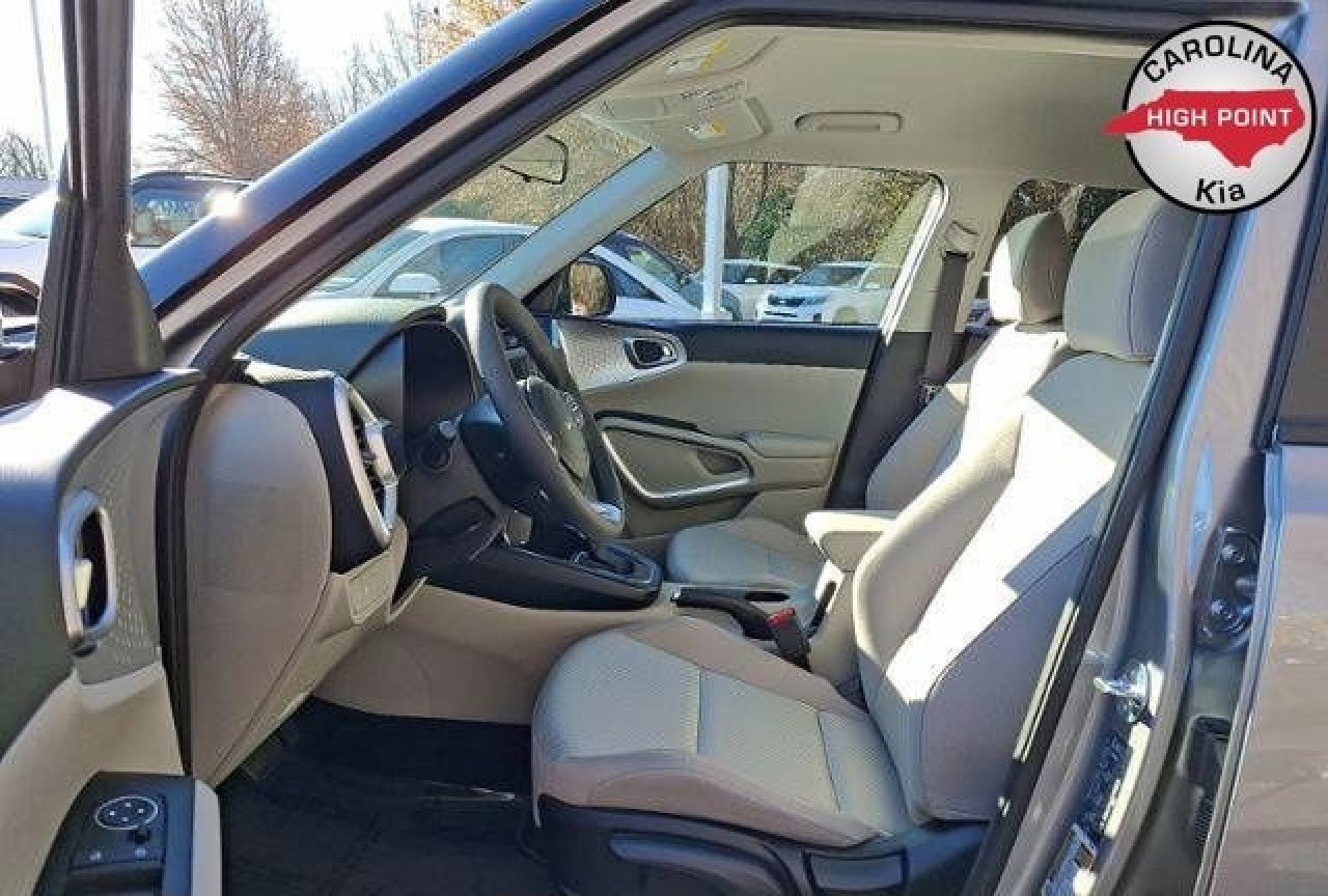 New 2025 Kia Soul LX image 6