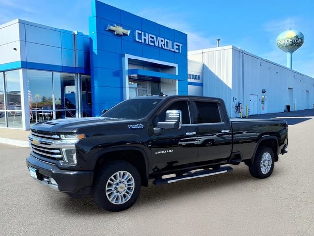 Used 2022 Chevrolet Silverado 3500 High Country w/ Safety Package II AWD/4WD image 8