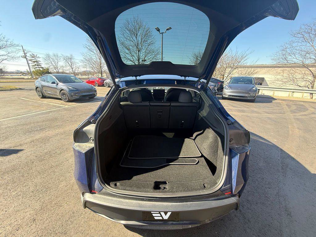 Used 2026 Tesla Model Y Long Range AWD/4WD image 15
